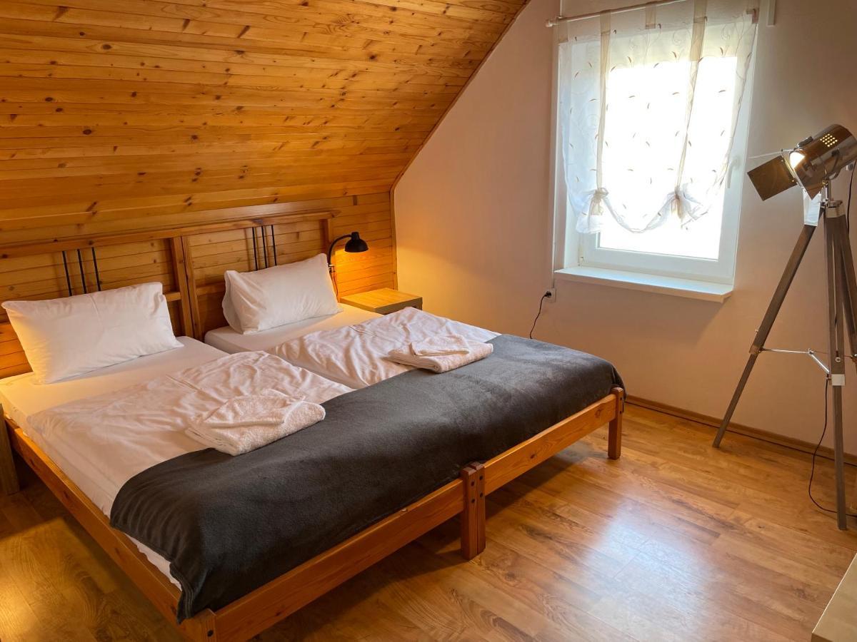 Apartmany Modry Dom Podhájska Eksteriør billede