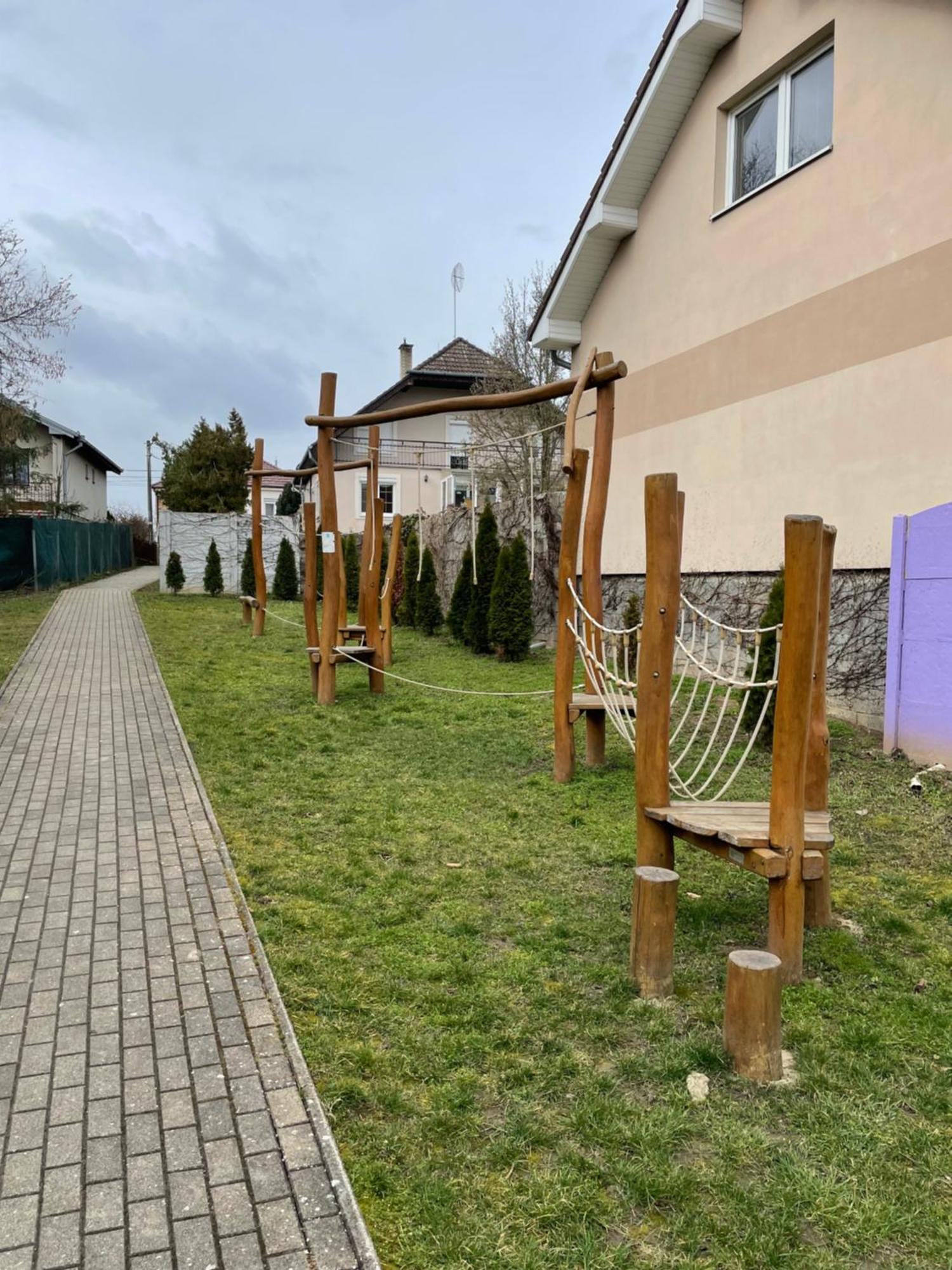 Apartmany Modry Dom Podhájska Eksteriør billede